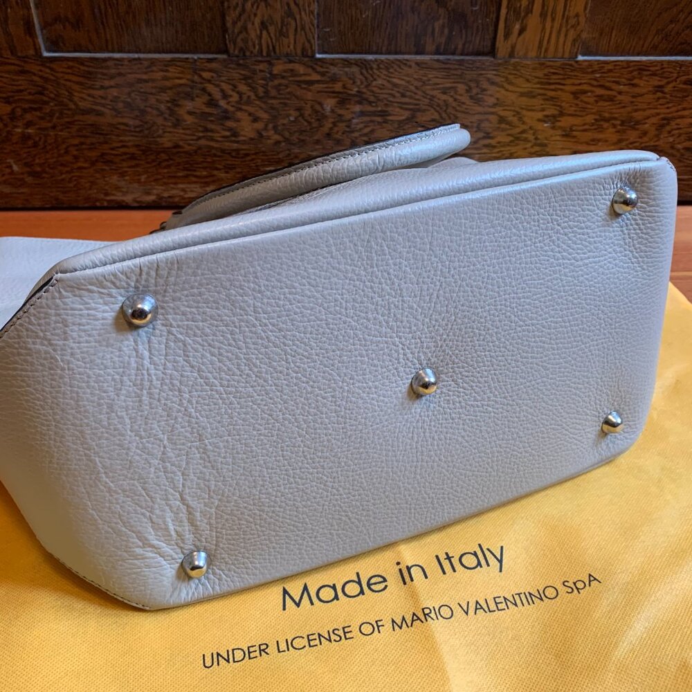 Mario Valentino Oversized Handbag - Picture 7 of 9